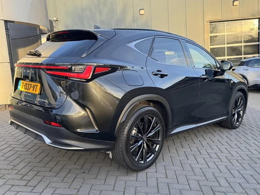 Lexus NX - Afbeelding 3 van 30
