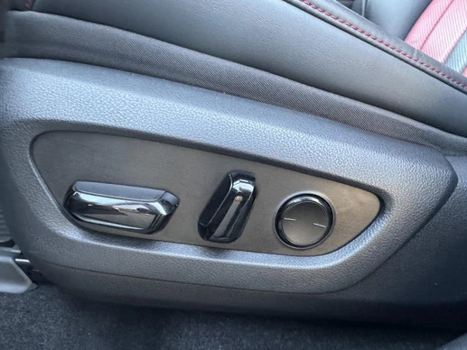 Lexus NX - Afbeelding 19 van 30