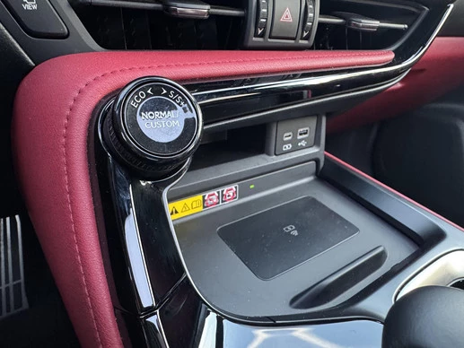 Lexus NX - Afbeelding 27 van 30