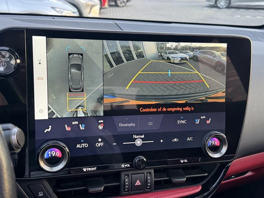 Lexus NX - Afbeelding 28 van 30