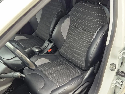 Peugeot 2008 - Afbeelding 14 van 30