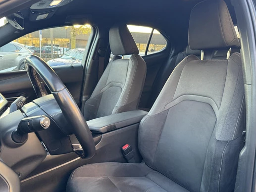 Lexus UX - Afbeelding 14 van 30