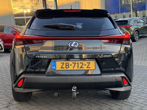 Lexus UX - Afbeelding 4 van 30