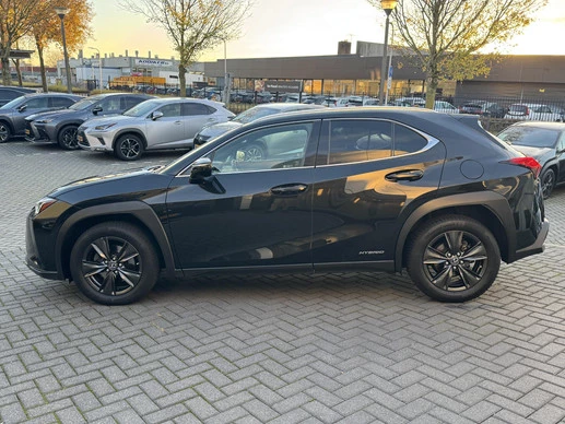 Lexus UX - Afbeelding 6 van 30