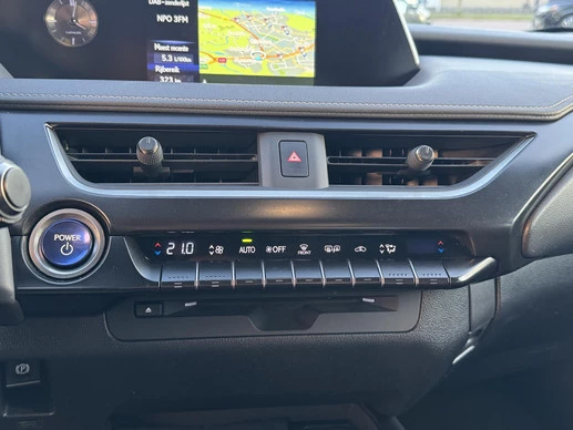 Lexus UX - Afbeelding 24 van 30