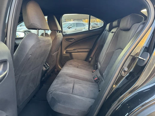 Lexus UX - Afbeelding 27 van 30