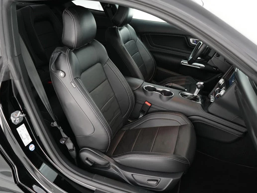 Ford Mustang - Afbeelding 10 van 30