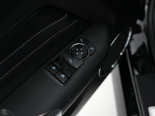 Ford Mustang - Afbeelding 14 van 30