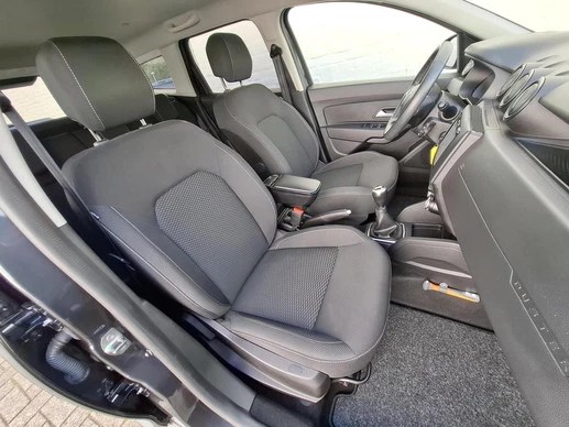 Dacia Duster - Afbeelding 30 van 30