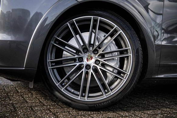 Porsche Cayenne - Afbeelding 28 van 30