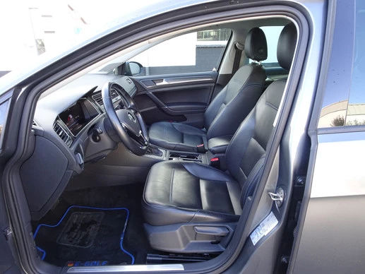 Volkswagen e-Golf - Afbeelding 14 van 29