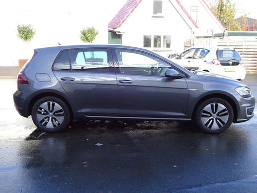 Volkswagen e-Golf - Afbeelding 24 van 29