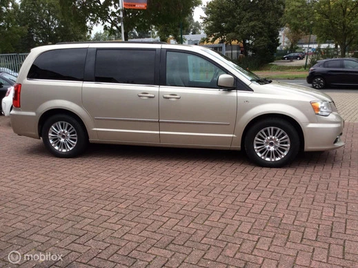 Lancia Voyager - Afbeelding 4 van 30