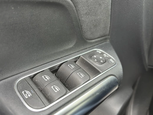 Mercedes-Benz B-Klasse - Afbeelding 17 van 30