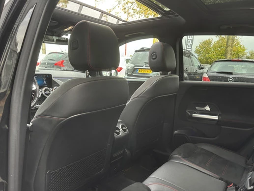 Mercedes-Benz B-Klasse - Afbeelding 27 van 30