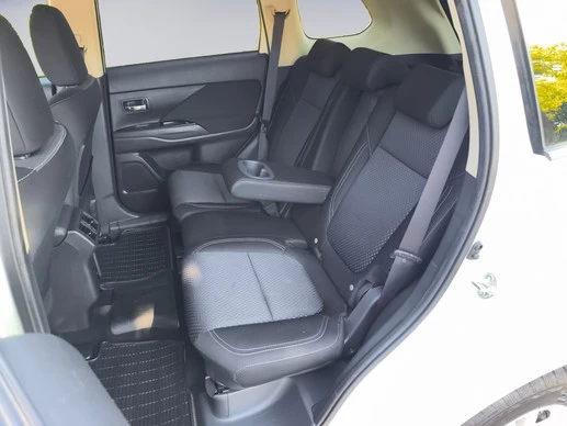 Mitsubishi Outlander - Afbeelding 17 van 30