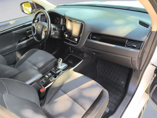 Mitsubishi Outlander - Afbeelding 19 van 30