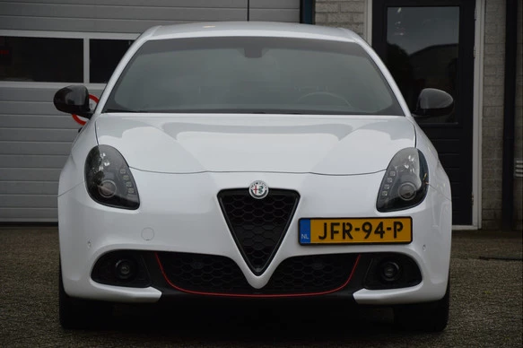 Alfa Romeo Giulietta - Afbeelding 8 van 30