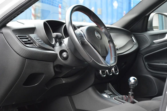 Alfa Romeo Giulietta - Afbeelding 13 van 30