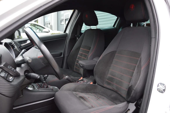 Alfa Romeo Giulietta - Afbeelding 28 van 30