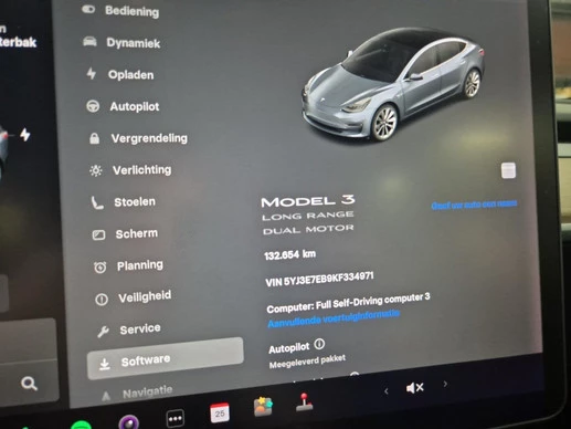 Tesla Model 3 - Afbeelding 16 van 22