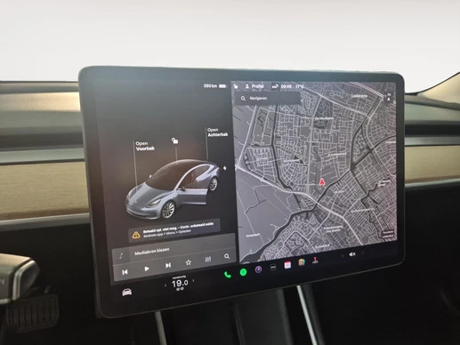 Tesla Model 3 - Afbeelding 17 van 22