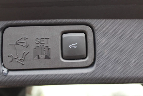 Ford Mustang Mach-E - Afbeelding 17 van 19