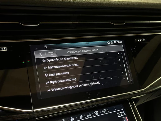 Audi Q8 - Afbeelding 25 van 30