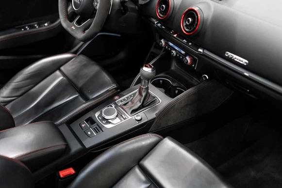 Audi RS3 - Afbeelding 22 van 30