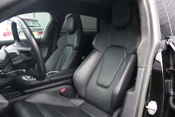 Porsche Taycan - Afbeelding 8 van 30