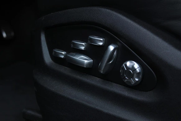 Porsche Cayenne - Afbeelding 15 van 30