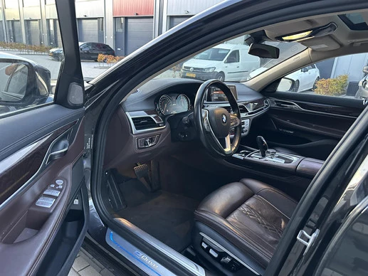 BMW 7 Serie - Afbeelding 10 van 25