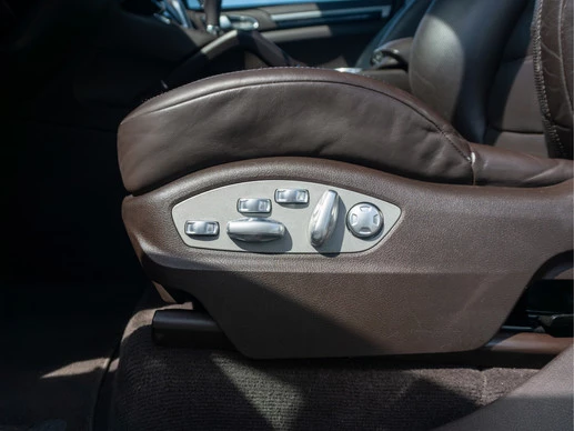 Porsche Cayenne - Afbeelding 22 van 30