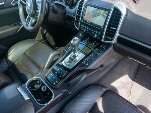 Porsche Cayenne - Afbeelding 15 van 30