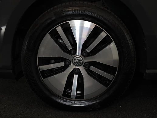 Volkswagen e-Golf - Afbeelding 14 van 26