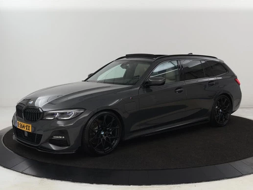 BMW 3 Serie - Afbeelding 1 van 30