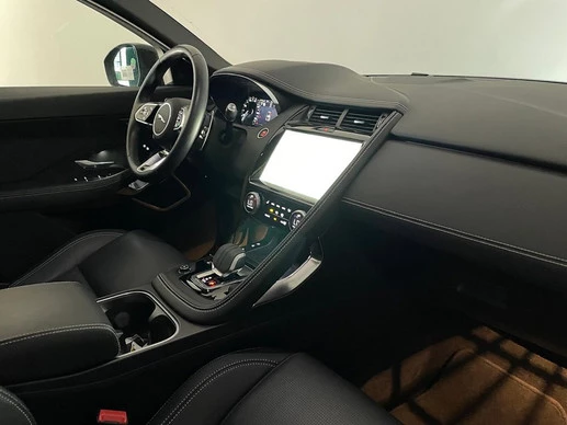 Jaguar E-PACE - Afbeelding 3 van 12