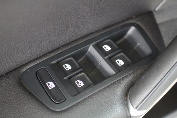 Volkswagen e-Golf - Afbeelding 11 van 23