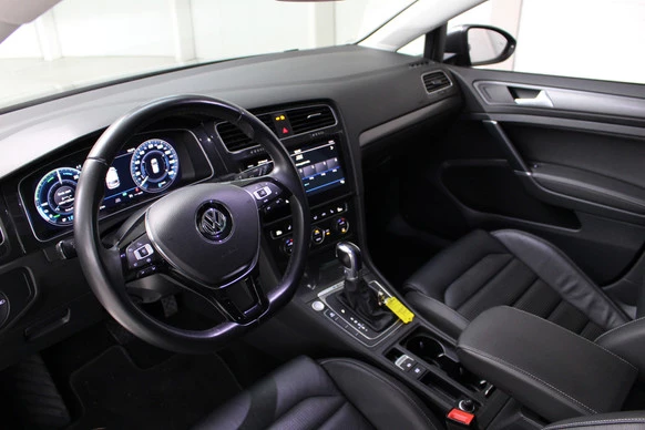Volkswagen e-Golf - Afbeelding 13 van 23