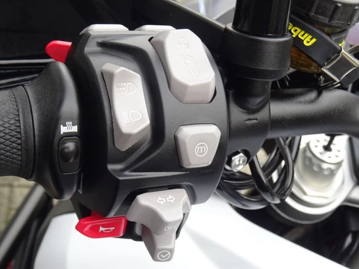 Triumph Tiger - Afbeelding 9 van 16