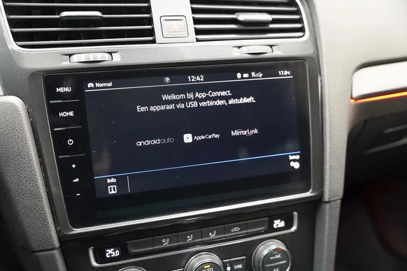 Volkswagen Golf - Afbeelding 23 van 30