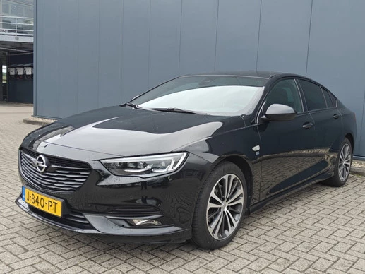 Opel Insignia - Afbeelding 1 van 6