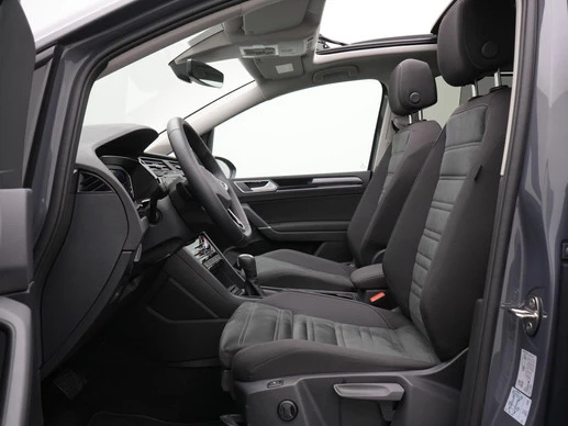 Volkswagen Touran - Afbeelding 22 van 30
