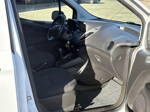 Ford Transit Courier - Afbeelding 17 van 30