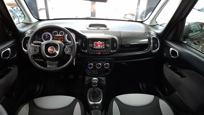 Fiat 500L - Afbeelding 17 van 17