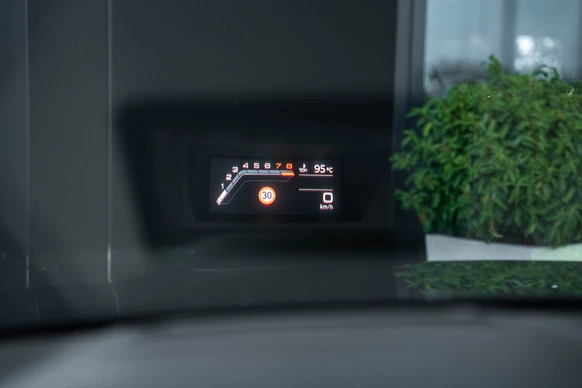 Audi RSQ8 - Afbeelding 14 van 30