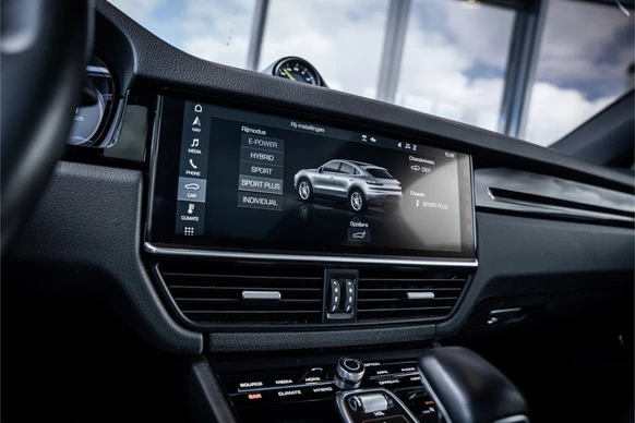 Porsche Cayenne - Afbeelding 22 van 30