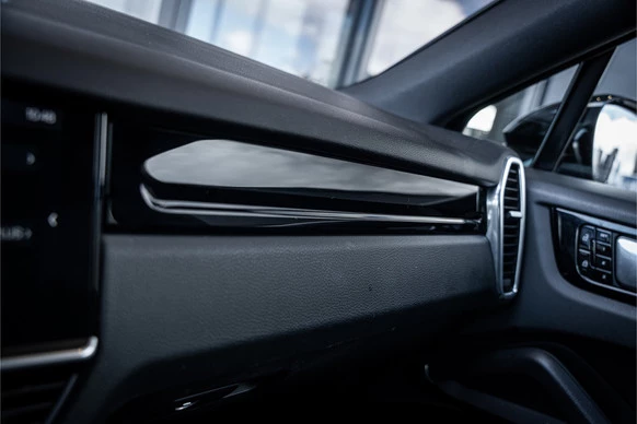 Porsche Cayenne - Afbeelding 23 van 30