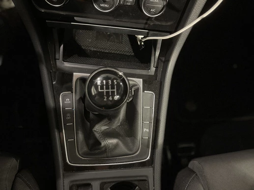 Volkswagen Golf - Afbeelding 20 van 30