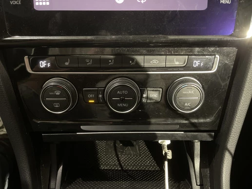 Volkswagen Golf - Afbeelding 21 van 30